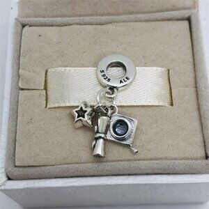 🔥🔥Pandora Graduation Triple Dangle Charm